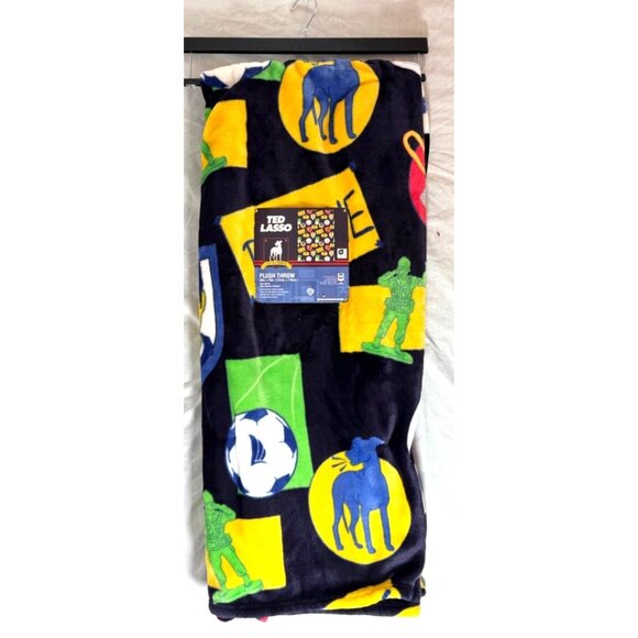 Ted Lasso AFC Richmond Believe Plush Throw Blanket WB - Picture 2 of 3